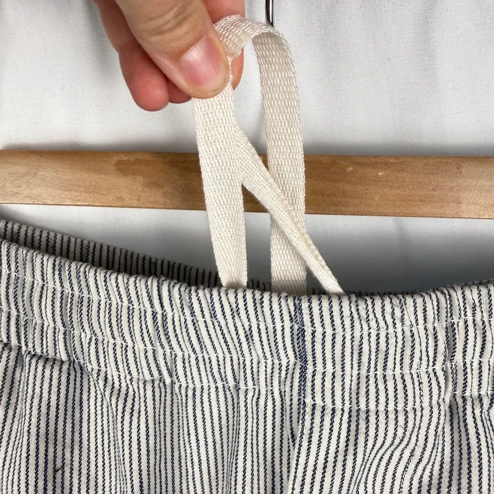 Uniqlo Men's Striped Drawstring Seersucker Wide Leg Relaxed Pants Ankle Trousers